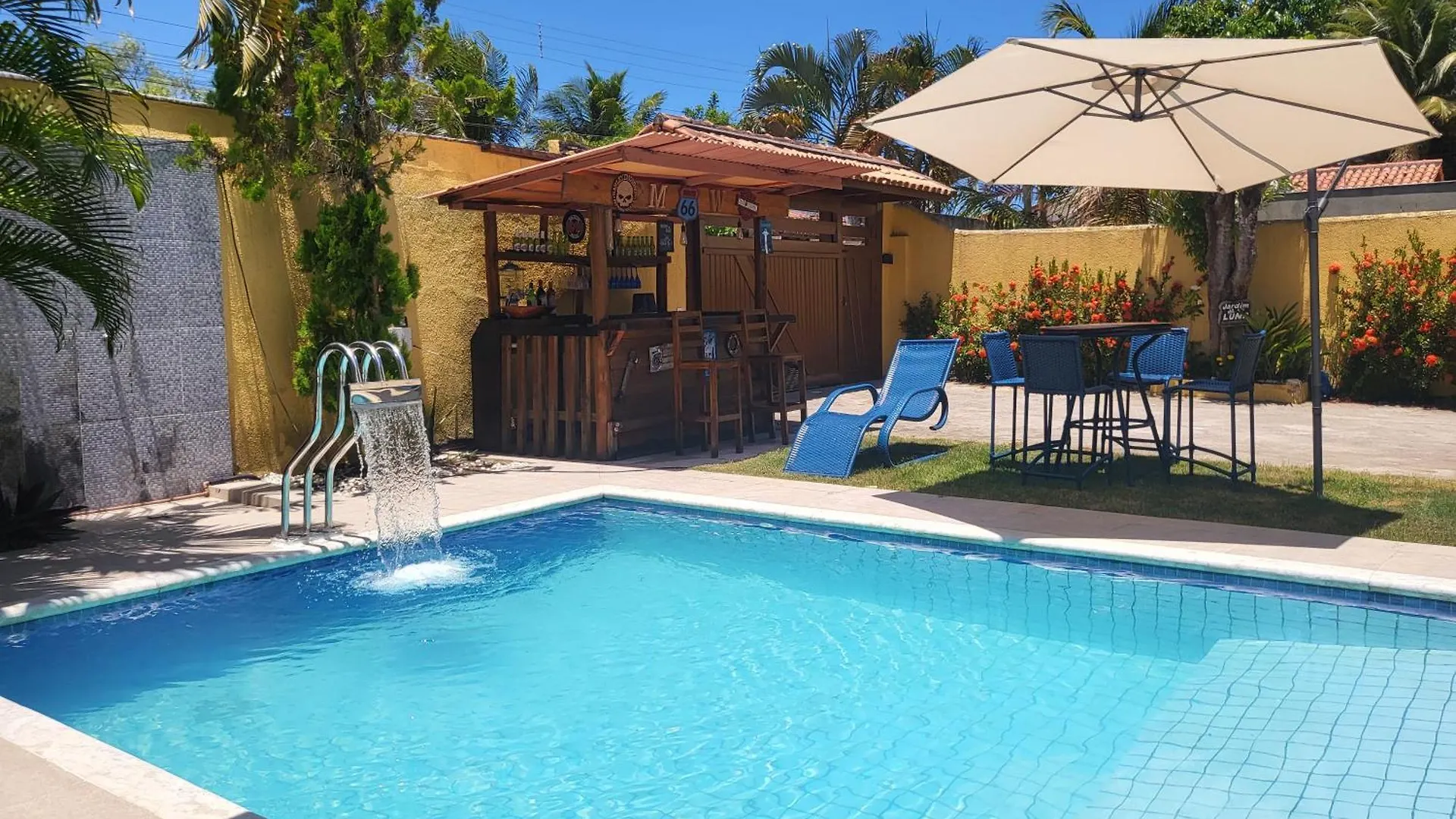 Suites Village III Porto Seguro 0*,